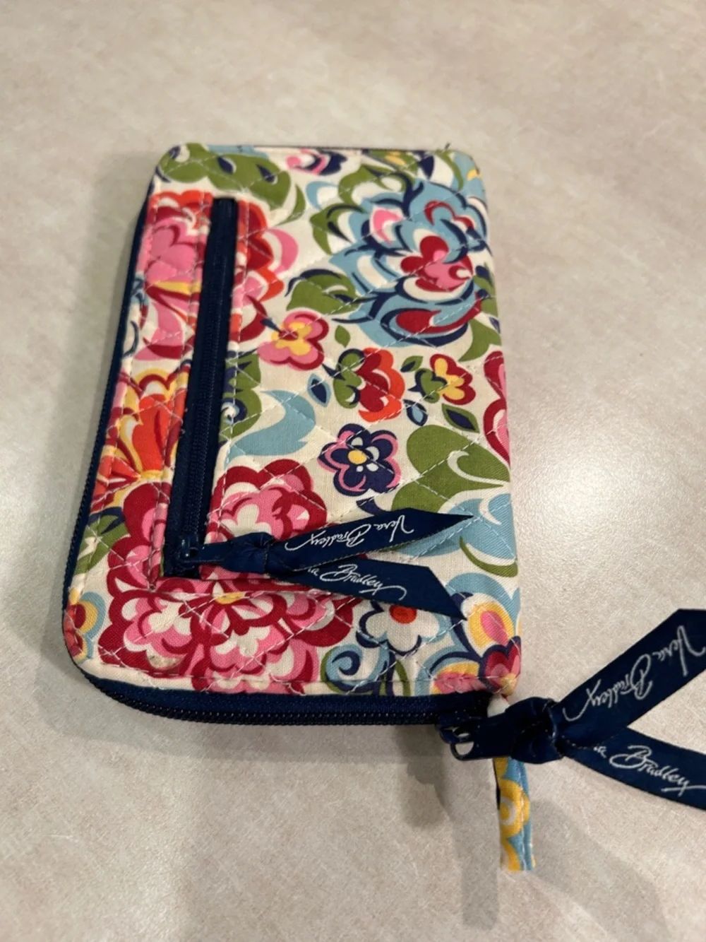 Vera Bradley Floral Zip-Around Wallet wristlet wallet. - Picture 6 of 6
